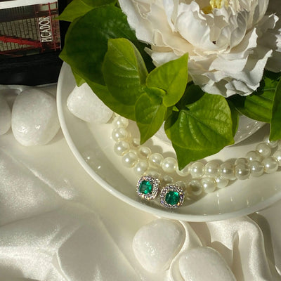 Green-Majesty-stud-image-3