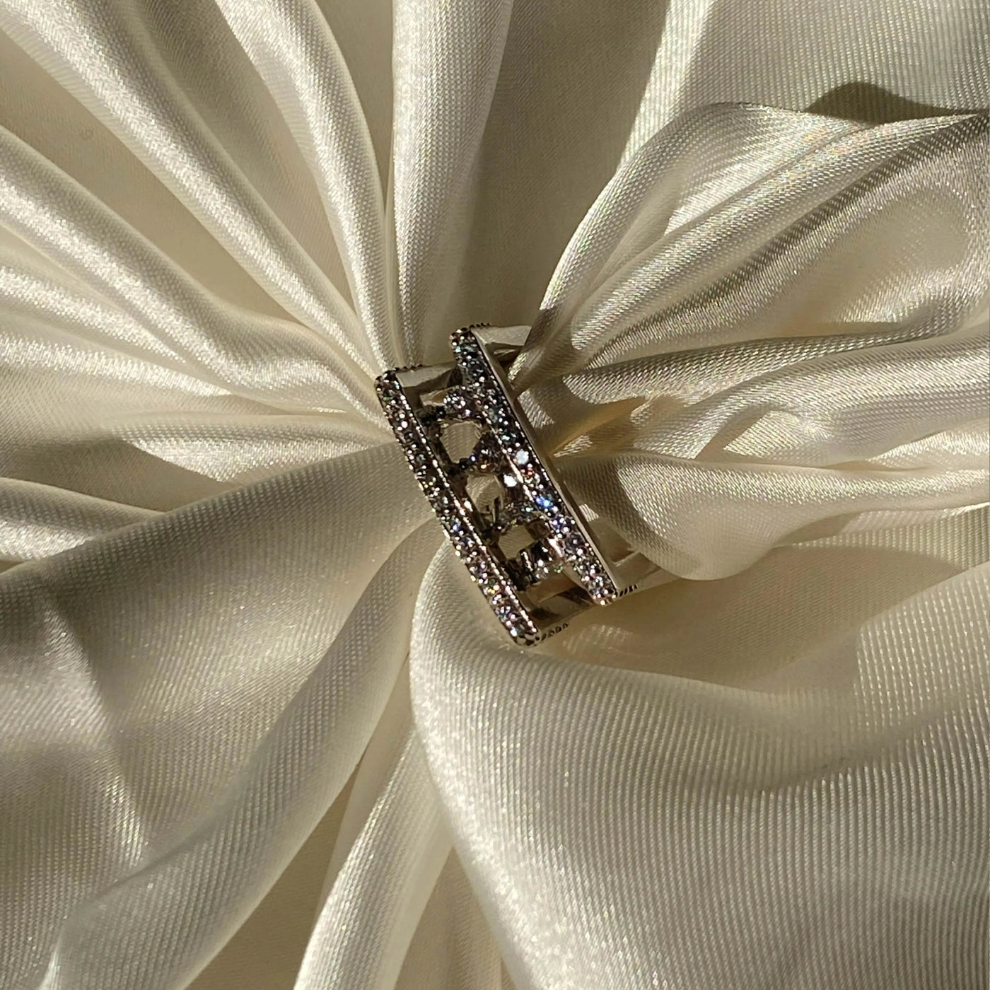 Moving_band_ring-product-image-2