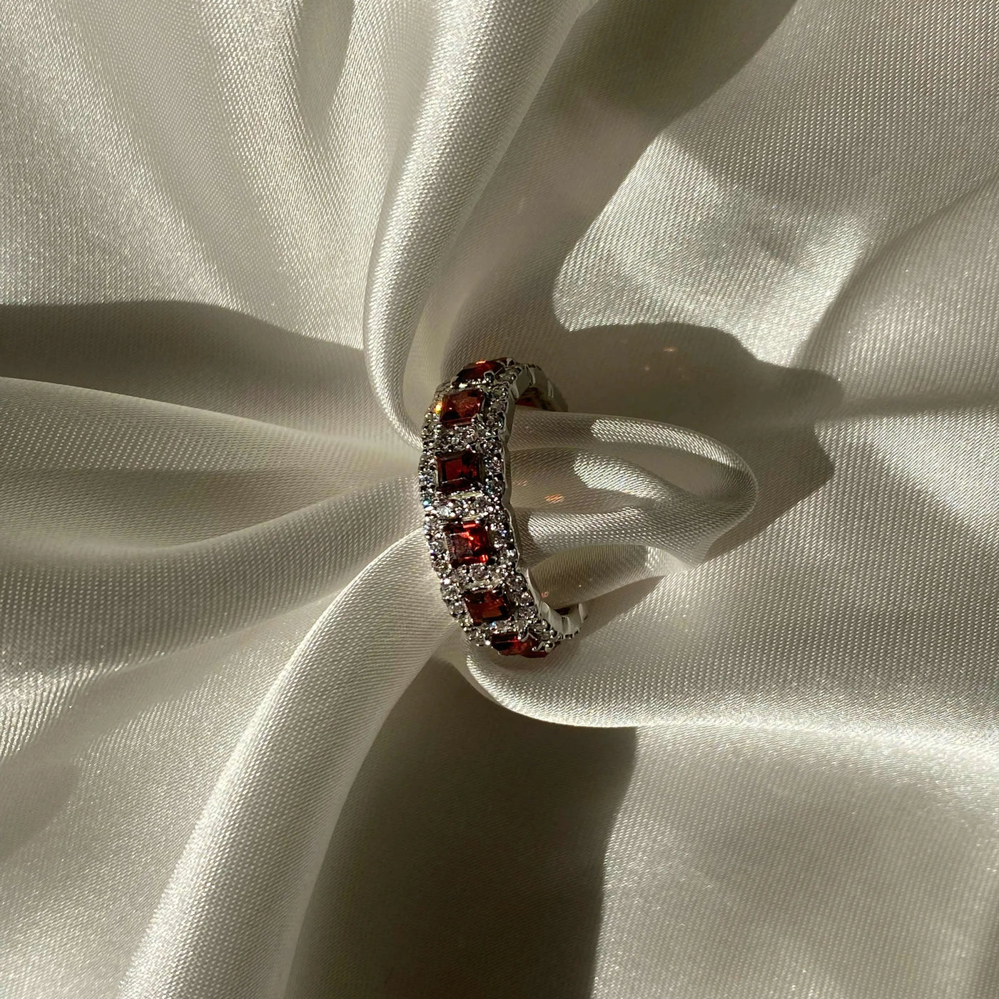 Timeless-princess-ring-product-image_2