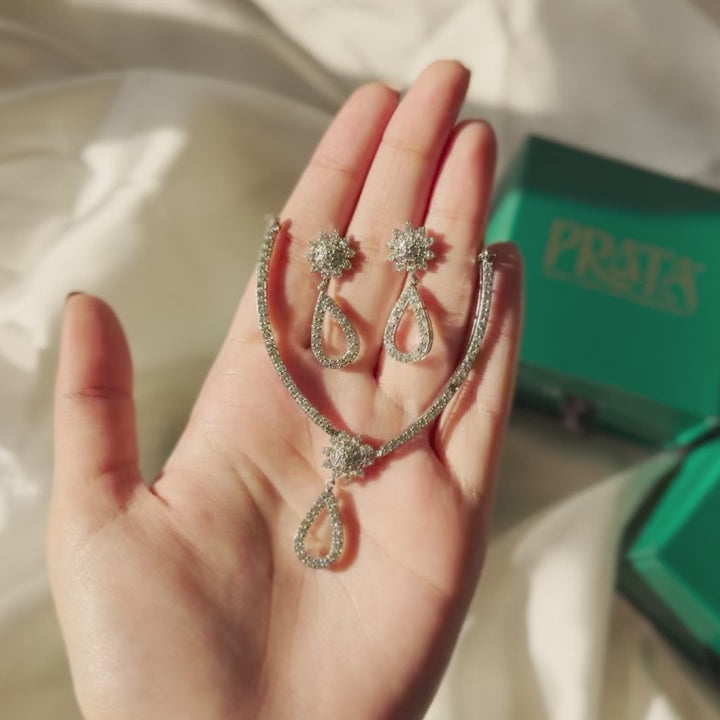 HALF MOON PENDANT SET